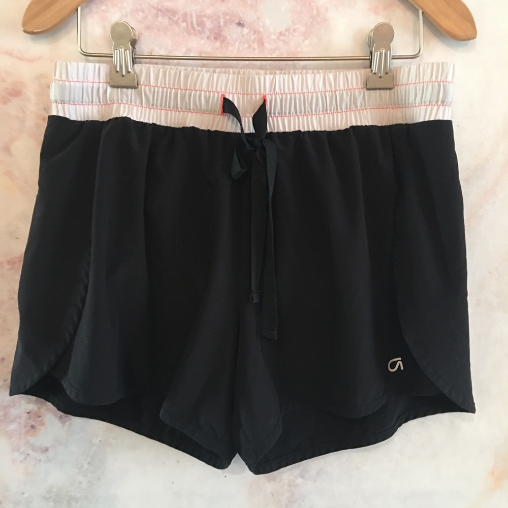 👟Gap Fit Black Lined Running Shorts👟